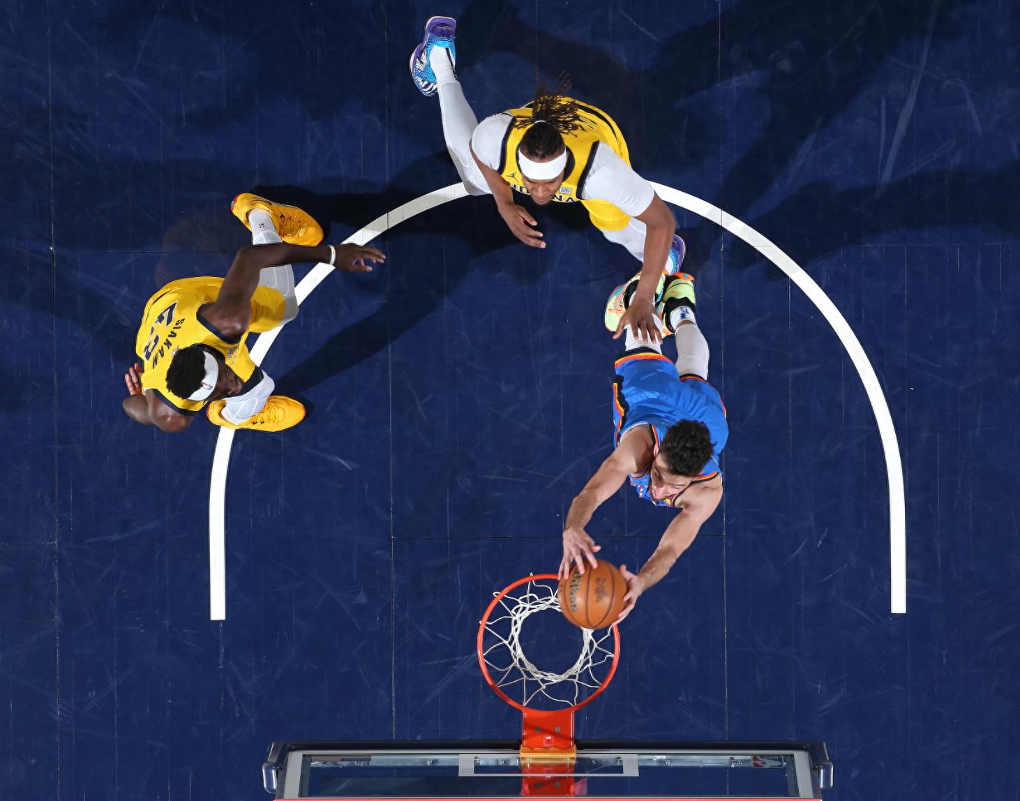 天博体育关于赛地聚焦：NBA总决赛国际比赛日热度飙升；洛杉矶快船手感冰凉；话题不断；控场能力受关注的信息